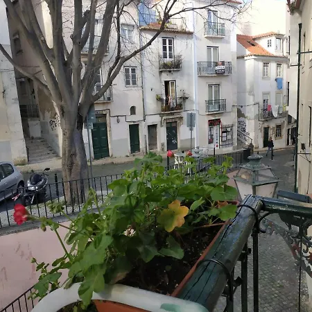 Lejlighed Lovely Spot In Alfama Lisboa